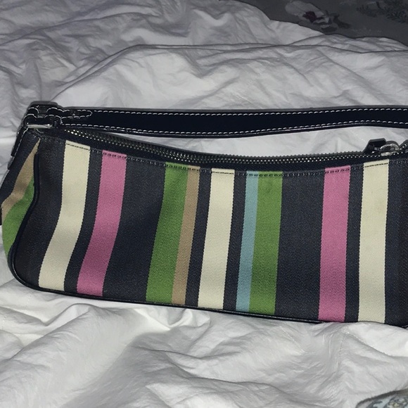 kate spade Handbags - Kate spade small purse